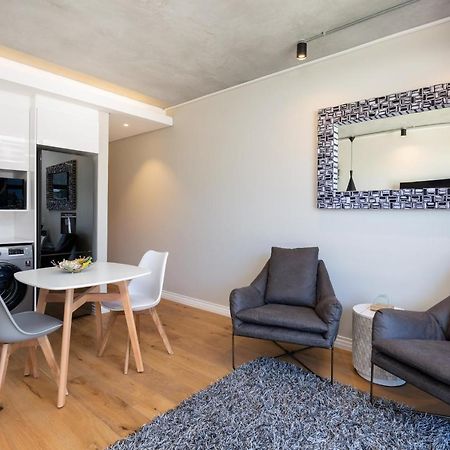 The Docklands 509 By Ctha Apartment Кейптаун Екстериор снимка